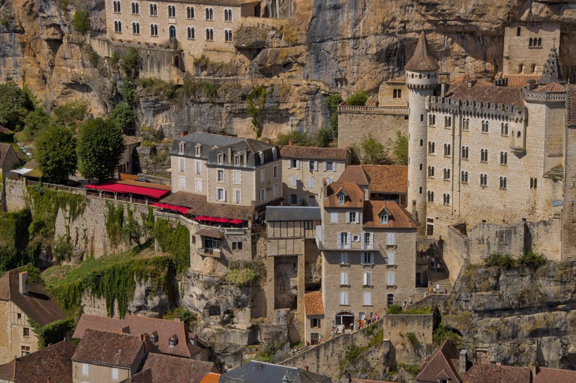 Village de falaise de Rocamadour, aux portes du Périgord